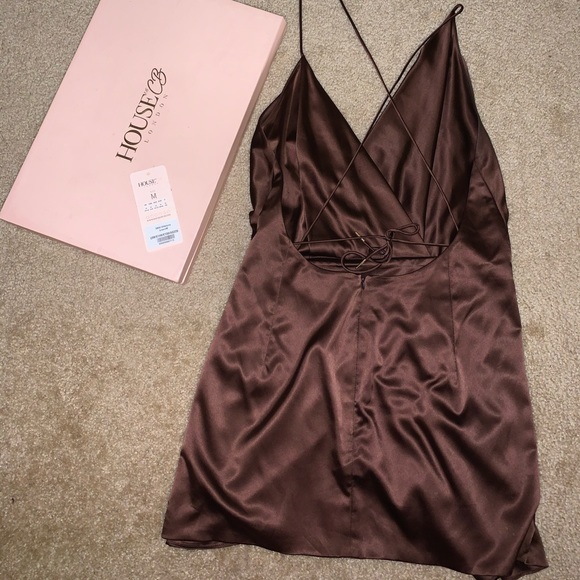 House of CB helaina satin dress - Picture 5 of 5